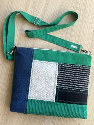"Flickenwerk IV/6" - GRASGRÜN-JEANS-CREME-SCHWARZ